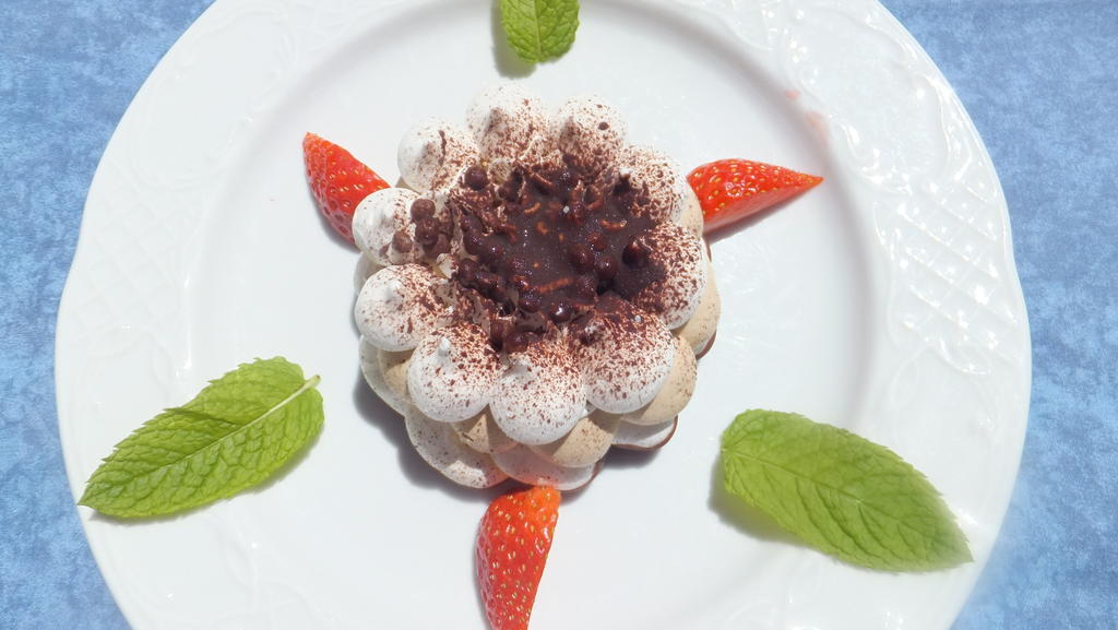 Hotel Marbella Roses Bagian luar foto
