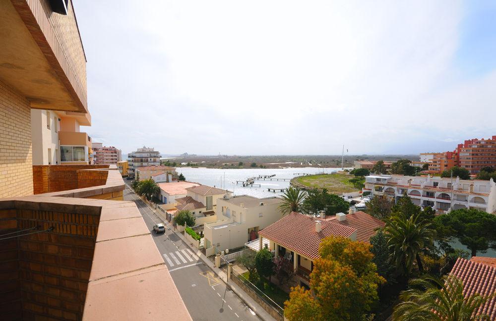 Hotel Marbella Roses Bagian luar foto